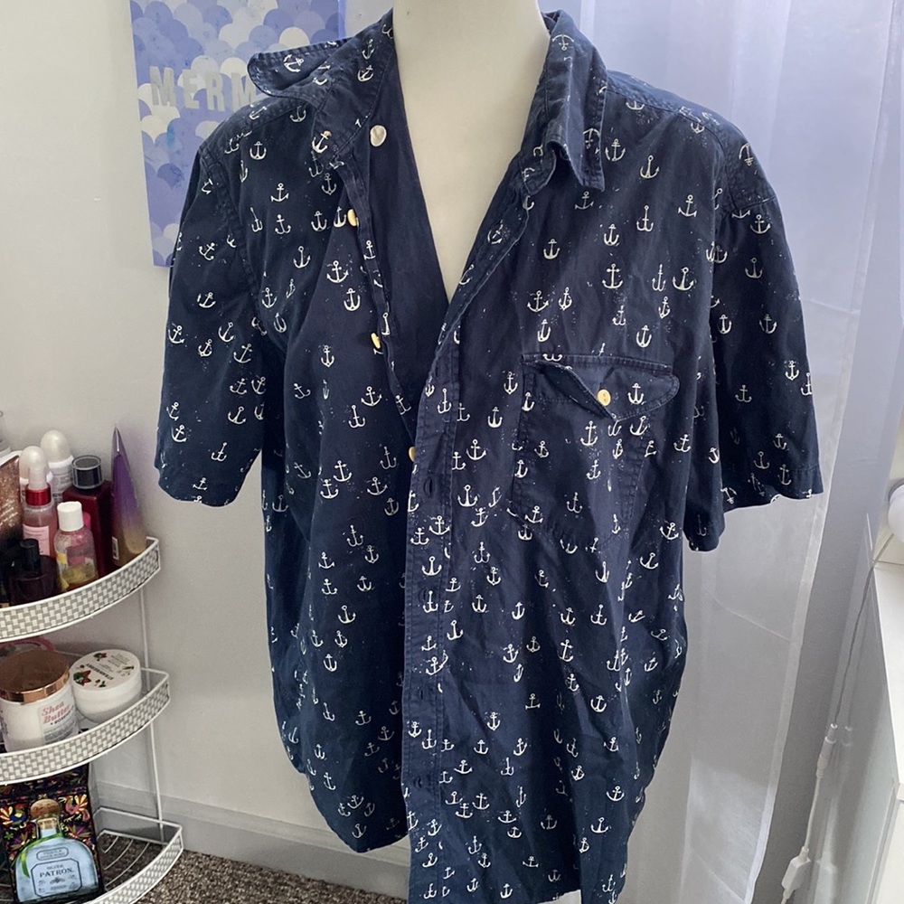 Men anchor button up⚓️ - Picture 2 of 4